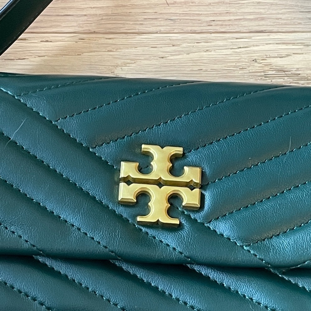 Tory Burch Dark Green Quilted Shoulder Bag - Picture 2 of 7